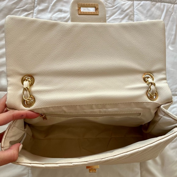 FRANCESCAs Purse - Picture 3 of 3